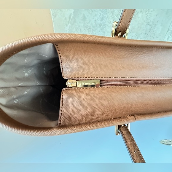 Michael Kors Jet Set Travel Large Shoulder Tote Bag MK Brown - Picture 14 of 14